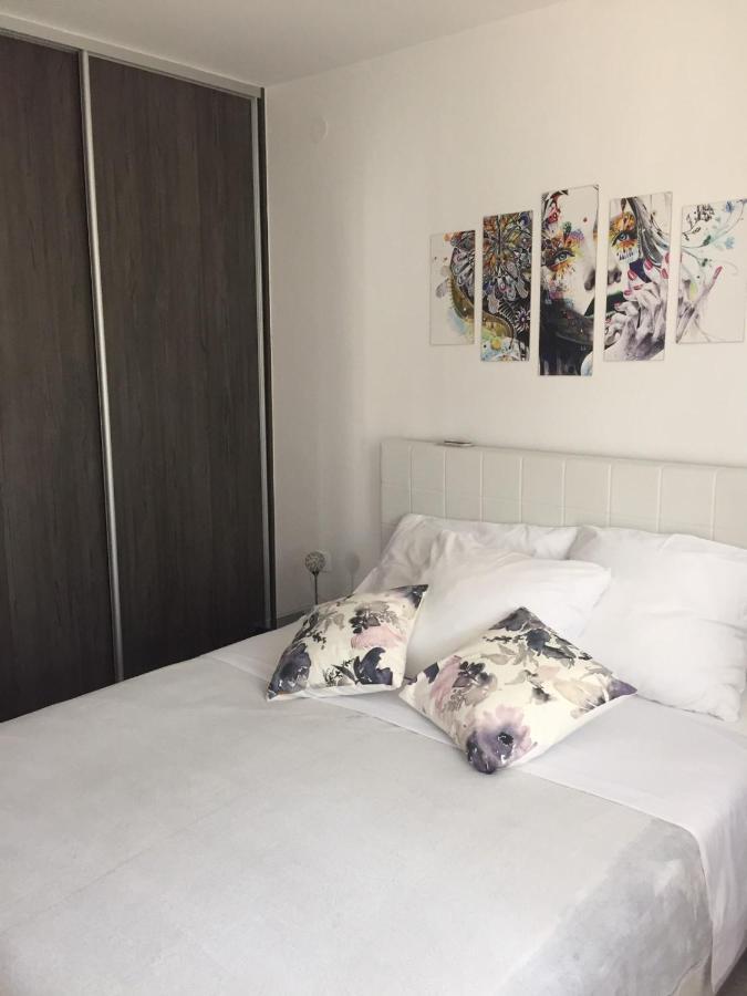 Apartment Yelena Rose West Zadar Eksteriør billede