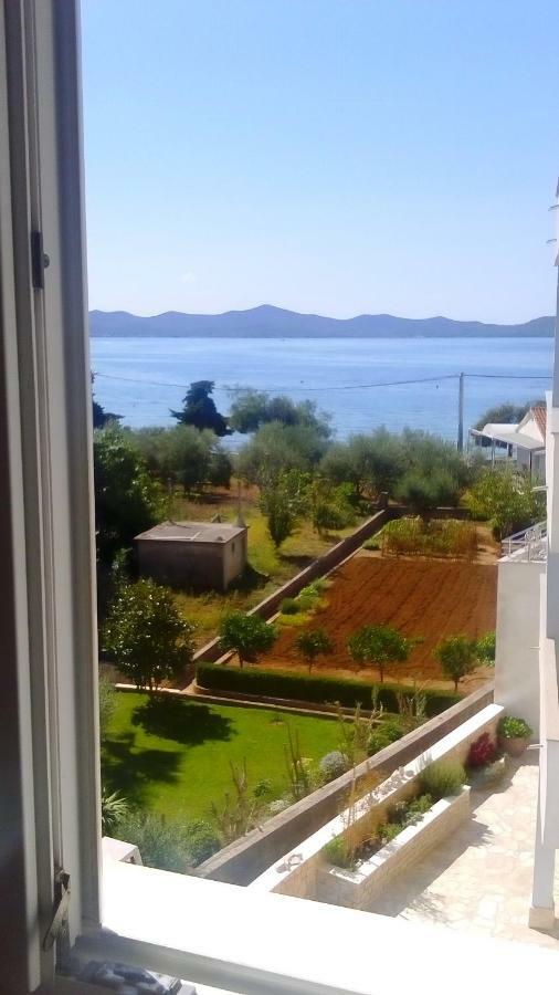 Apartment Yelena Rose West Zadar Eksteriør billede